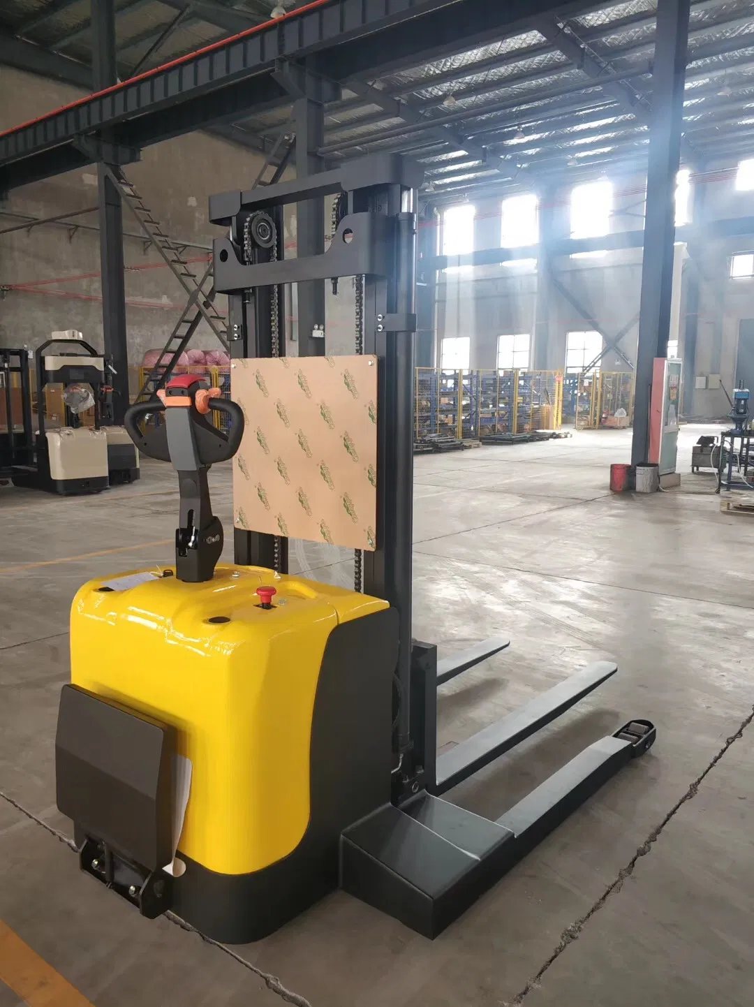 1.5ton 2ton / 1500kg 2000kg Full Electric Stacker Straddle Legs