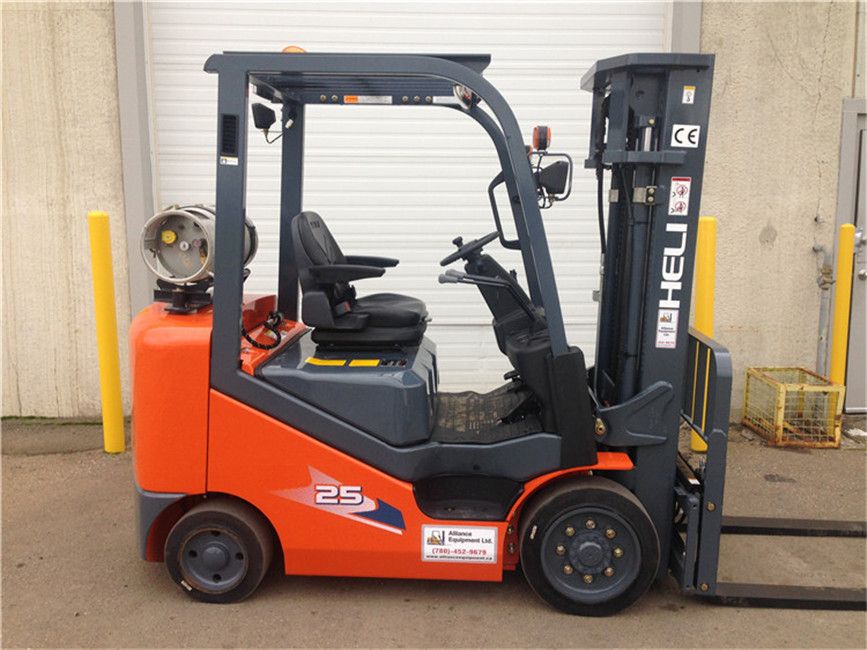 2.5 Ton Diesel Heli Forklift of China (CPCD25) Cheap Price