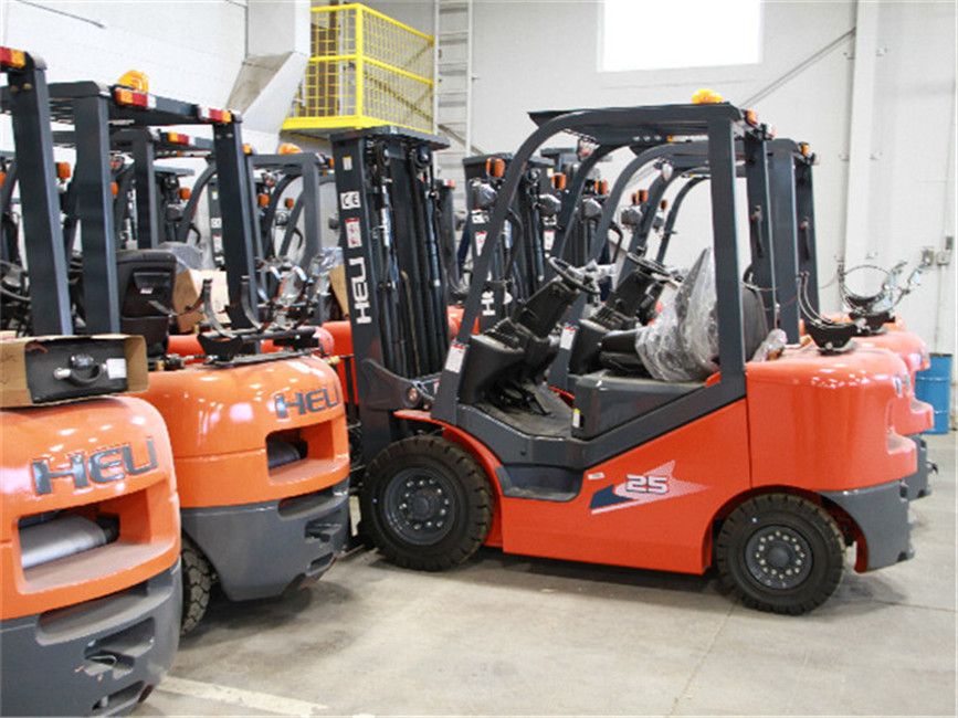 2.5 Ton Diesel Heli Forklift of China (CPCD25) Cheap Price