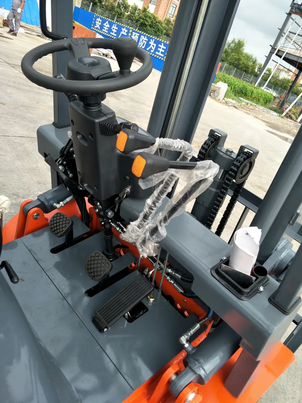 2.5t Gasoline/LPG Forklift Truck