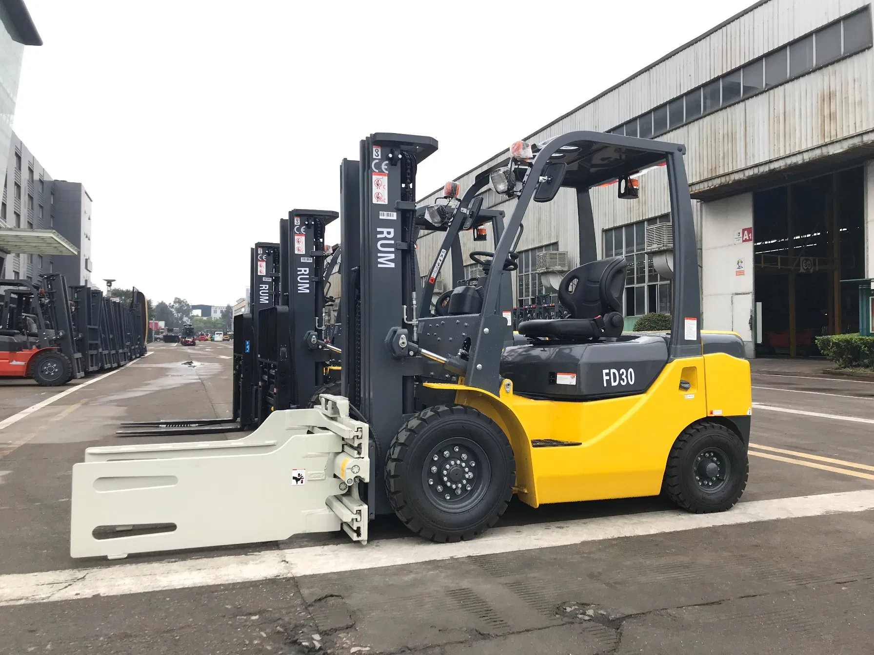 2000kg, 2500kg, 3000kg, 5000kg Cpcd30 /3t Diesel Forklift with EPA Certificate
