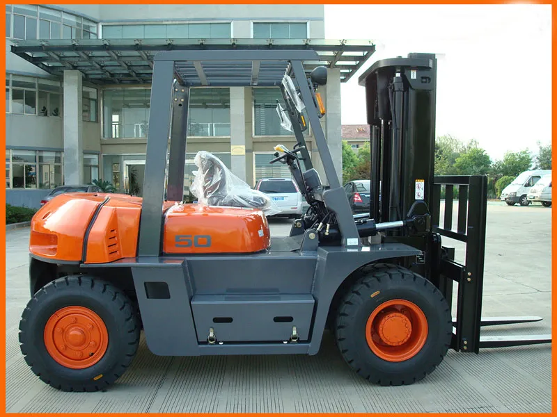 2ton Isuzu Engine Diesel Forklift (FD20)