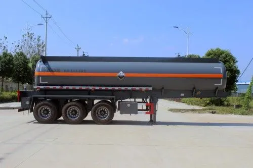 3 Axles Big Capacity Chemical Liquid Transport Semi Trailer