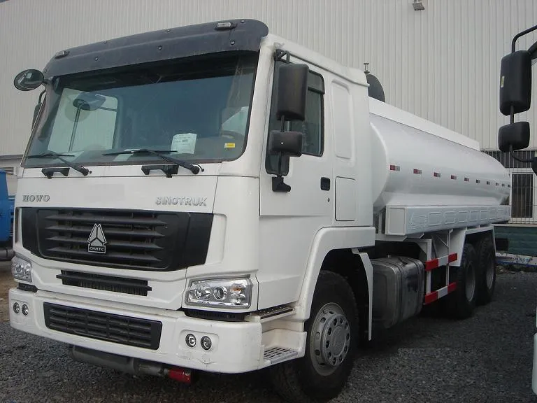 6X4 Oil Tank Truck with Foton Chassis on Sale