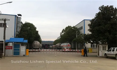 Big Volume 3-Axle 45000L Chemical Liquid Tank Trailer