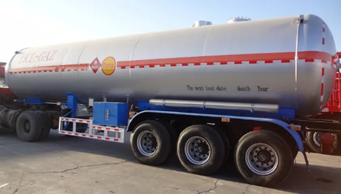 Chinese Aluminum Alloy 60000 Liters 3 Axle Fuel Tank Truck Semi Trailer