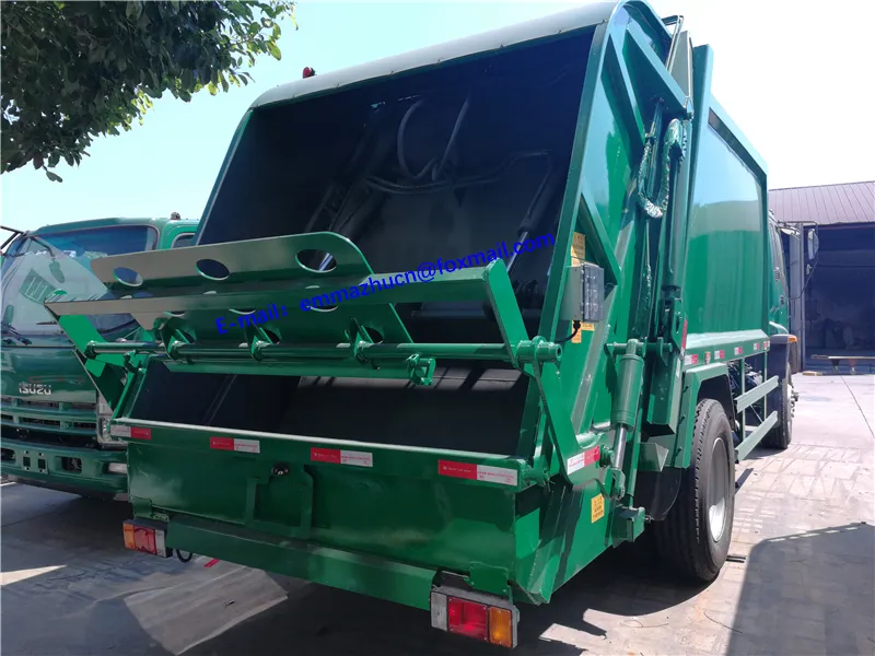 Dongfeng Compactor Garbage Truck for Sale