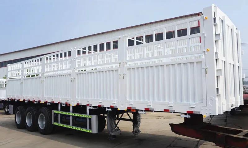 Fence Stake Trailer Animal Cattle Transport Livestock Trailer for Sale in Zambia