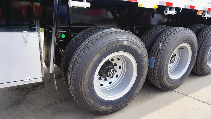 Fence Stake Trailer Animal Cattle Transport Livestock Trailer for Sale in Zambia