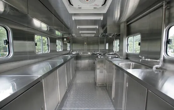 Foton Mobile Kitchen for Military Troops Field Cooking Fast Food