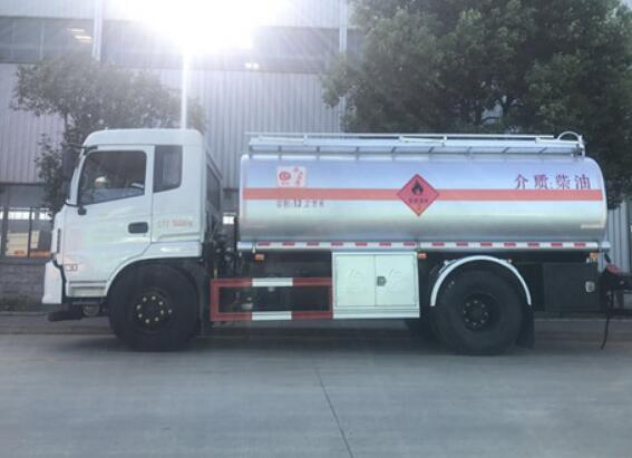 Fuel Tank Truck Oil Transportation Truck