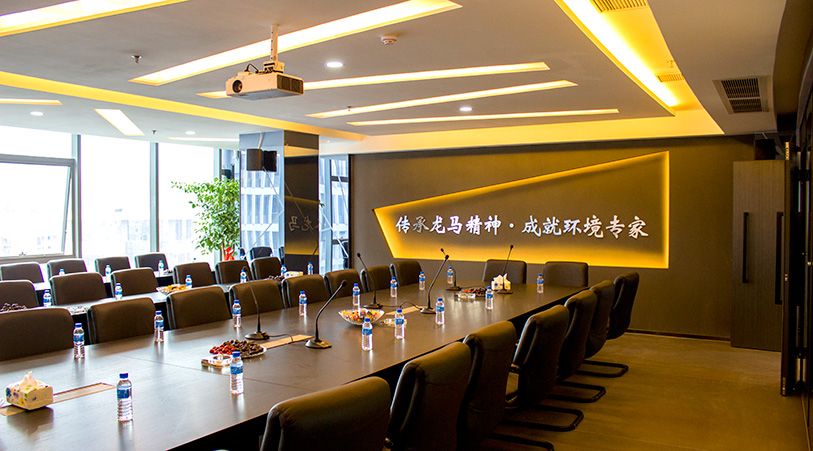 Fulongma 6.5cbm Chinese Supplier Rear Load Sanitation Garbage Truck