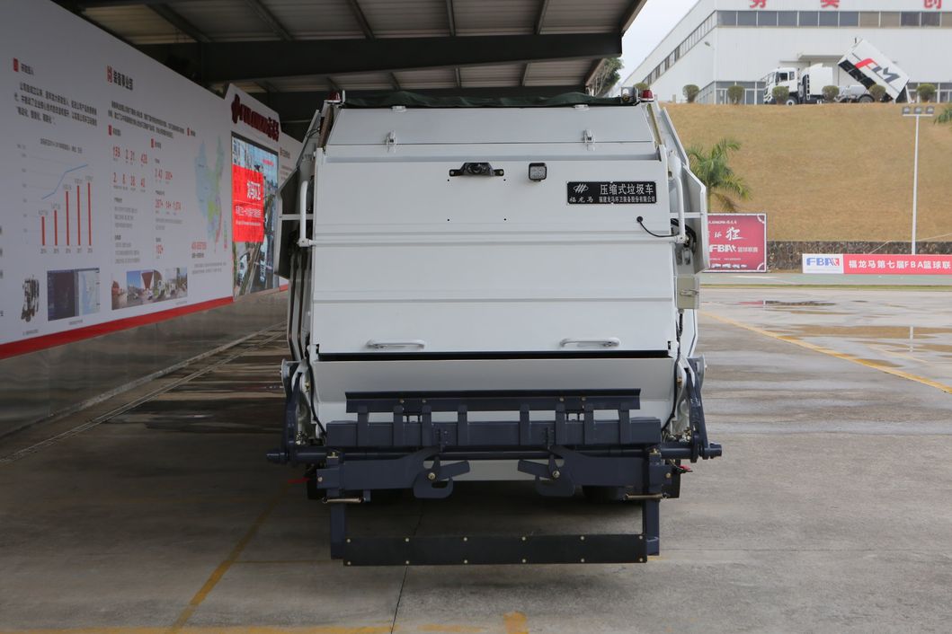 Fulongma 6.5cbm Chinese Supplier Rear Load Sanitation Garbage Truck