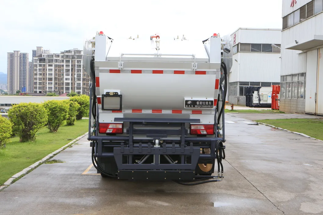 Fulongma Automated Rear Loader Arm 6500L Garbage Tank Truck