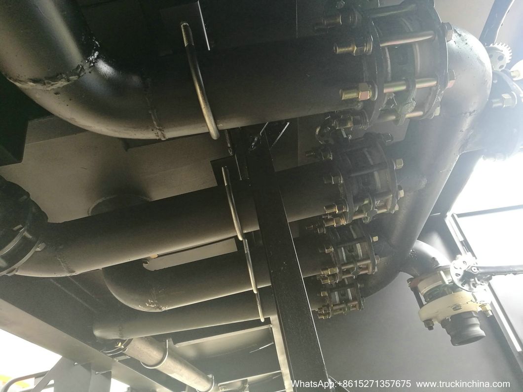 HCl Acid Tanker for Transport Hydrochloric Acid, Hydrochloride, Hydrogen Chlorate, Sodium Hydroxide, Acrylic Acetic Acid, 19m3-33m3 Steel Lined LLDPE