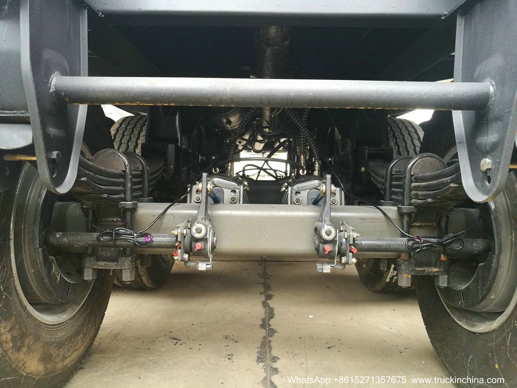 HCl Acid Tanker for Transport Hydrochloric Acid, Hydrochloride, Hydrogen Chlorate, Sodium Hydroxide, Acrylic Acetic Acid, 19m3-33m3 Steel Lined LLDPE