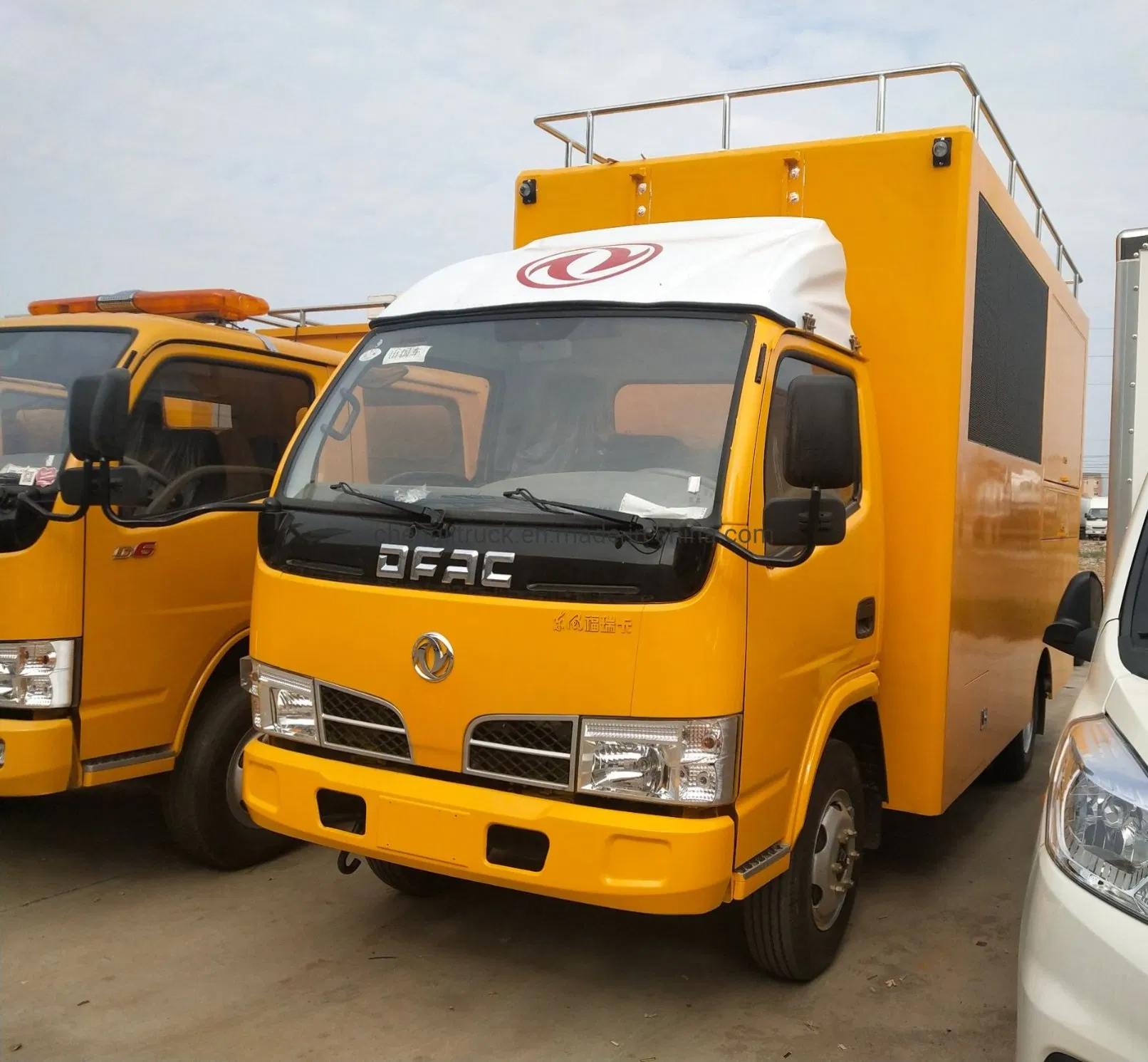 High Quality LED Screen Food Trailer Citroen Van Truck for Sale