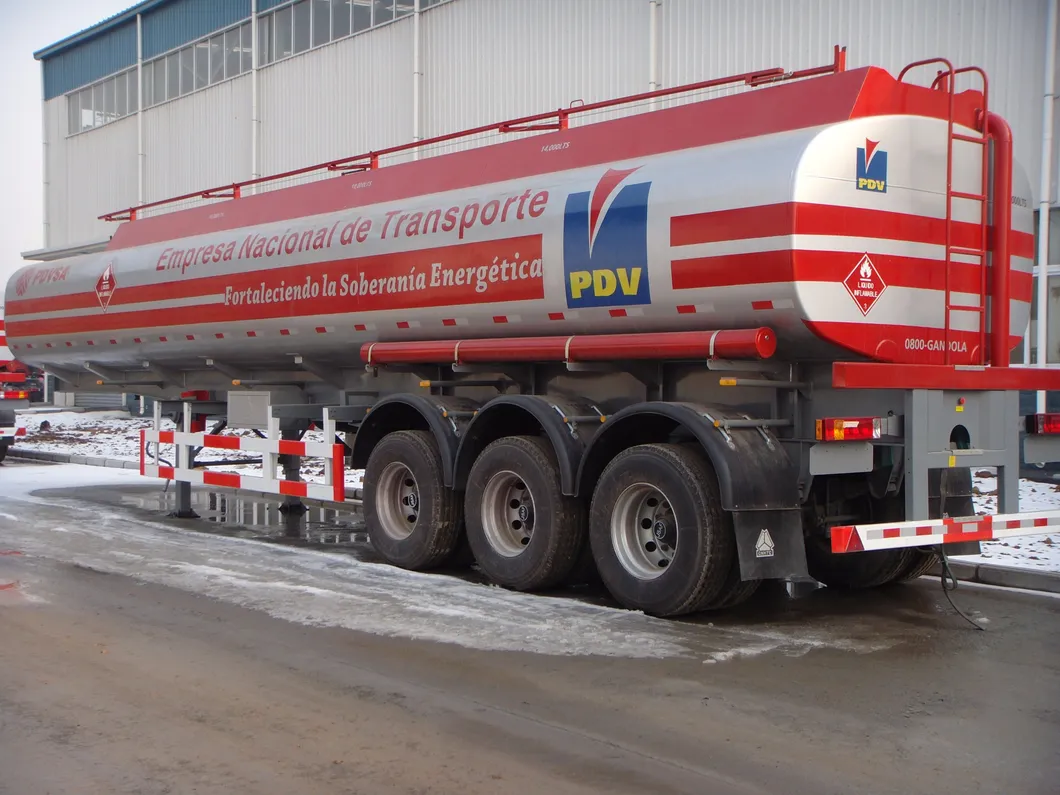 High Quality New Model 3 Axles 40000 Liters 42000 Liters 45000 Liters Diesel Tank Oil Fuel Tank Trailer