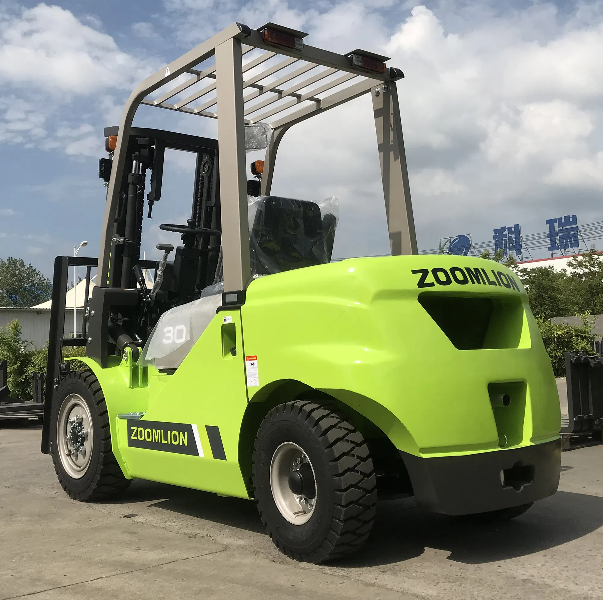 Hot Sale Zoomlion Diesel Forklift Fd30z 3ton Construction Machinery