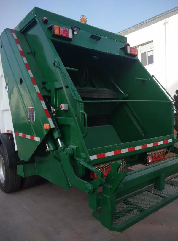 HOWO Skip Loader Truck Garbage Bin Loader