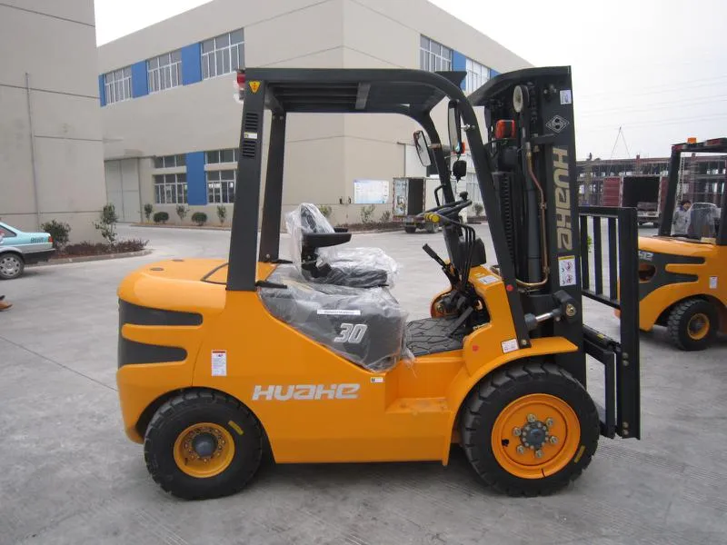 Huahe 4.5m 3t Diesel Forklift with Xinchai Engine (HH30)