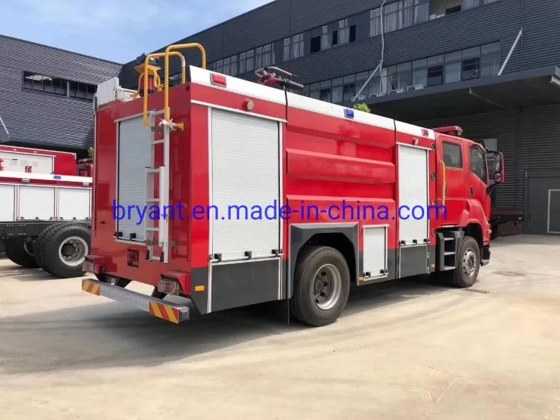 Isuzu Giga Fire Truck with 8 Ton Water Tank