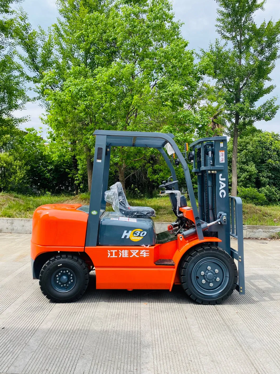 JAC Diesel Forklift Cpcd30h / Internal Combustion Forklift / Diesel Forklift