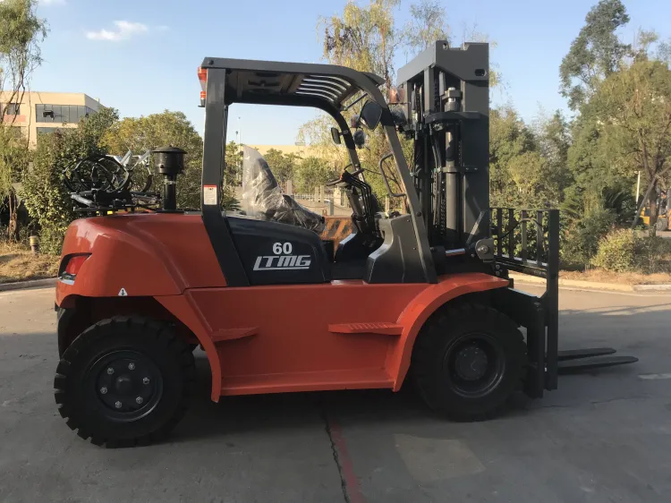 Ltmg 1.5t 2t 3t 5t 3 Ton 5 Ton LPG Gasoline Forklift with Nissan EPA Engine and Side Shifter