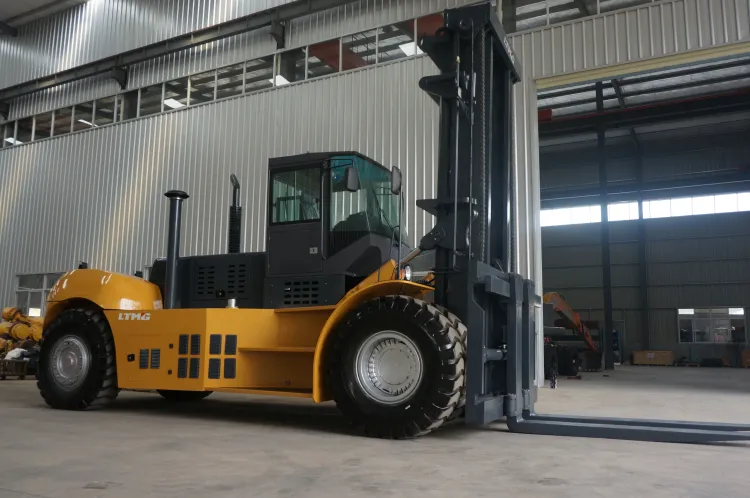 Ltmg Large Capacity Forklift 32 Ton Diesel Forklift with Rops Cabin