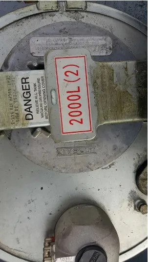 Qingling Isuzu Giga 6X4 10 Wheel 380 HP Fuel Bowser