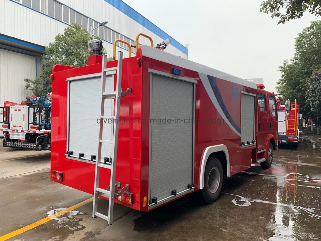 Sino Truck HOWO 4000L Water Tank with Foam Fire Fighting Truck Fire Truck with Equipment