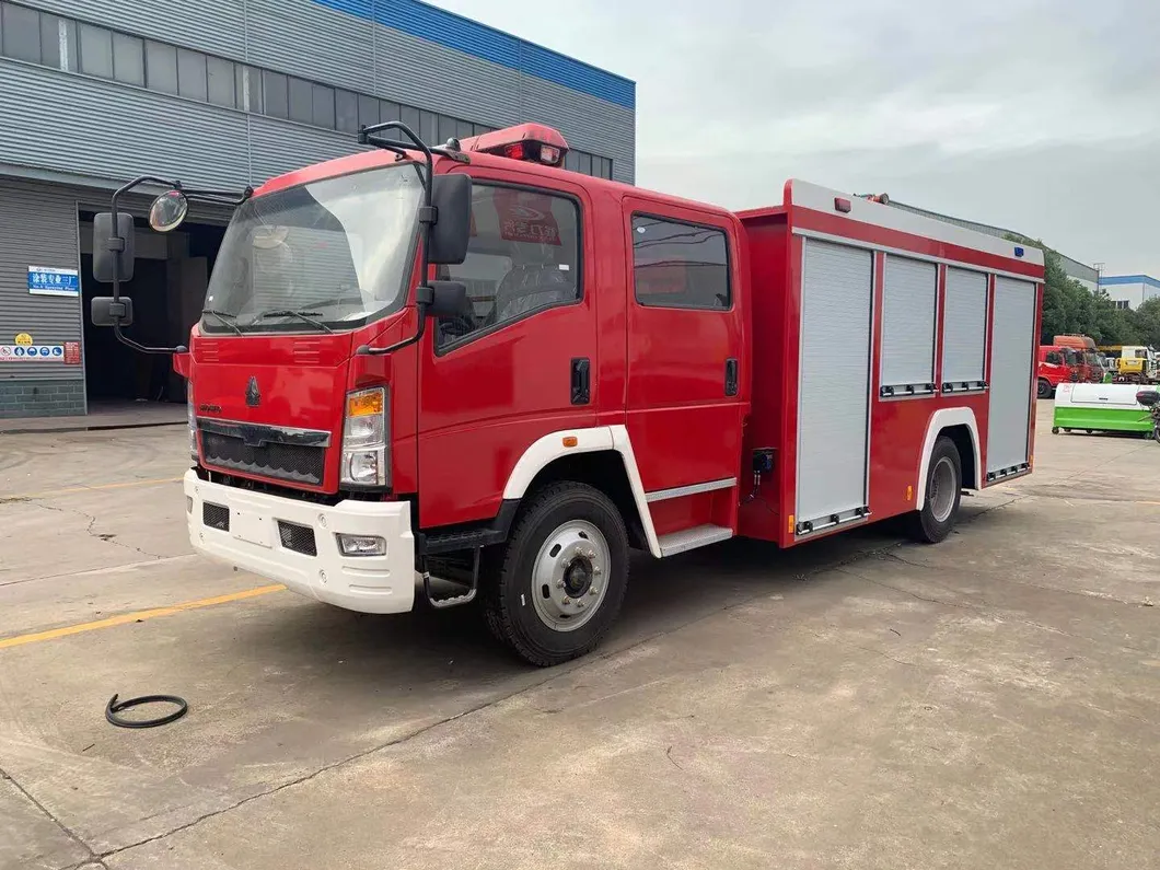 Sino Truck HOWO 5000L Water Tank with Foam Fire Rescue Truck for Africa Market