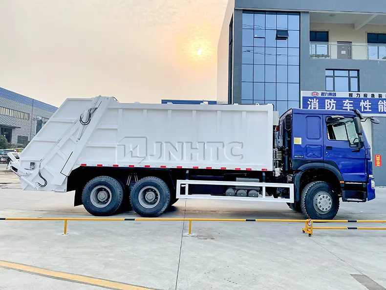 Sinotruk 6X4 10wheels Heavy Duty Model Garbage Truck 15000L