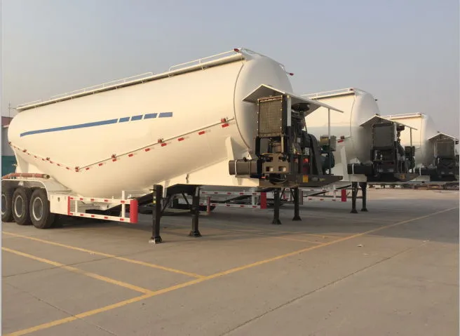 Tri-Axle V-Shape 30cbm Silo Dry Bulk Cement Truck Semi Trailer