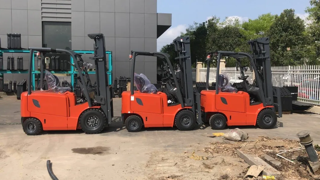 Warehouse Material Handing Machinery 1.5ton Electric Forklift Truck Cpd15 with Zapi Controller with 48V 540ah Battery
