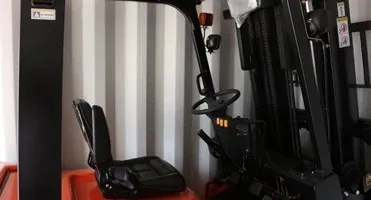 Work Permit Visa for Europe Ce&ISO Japan Diesel Forklift Truck