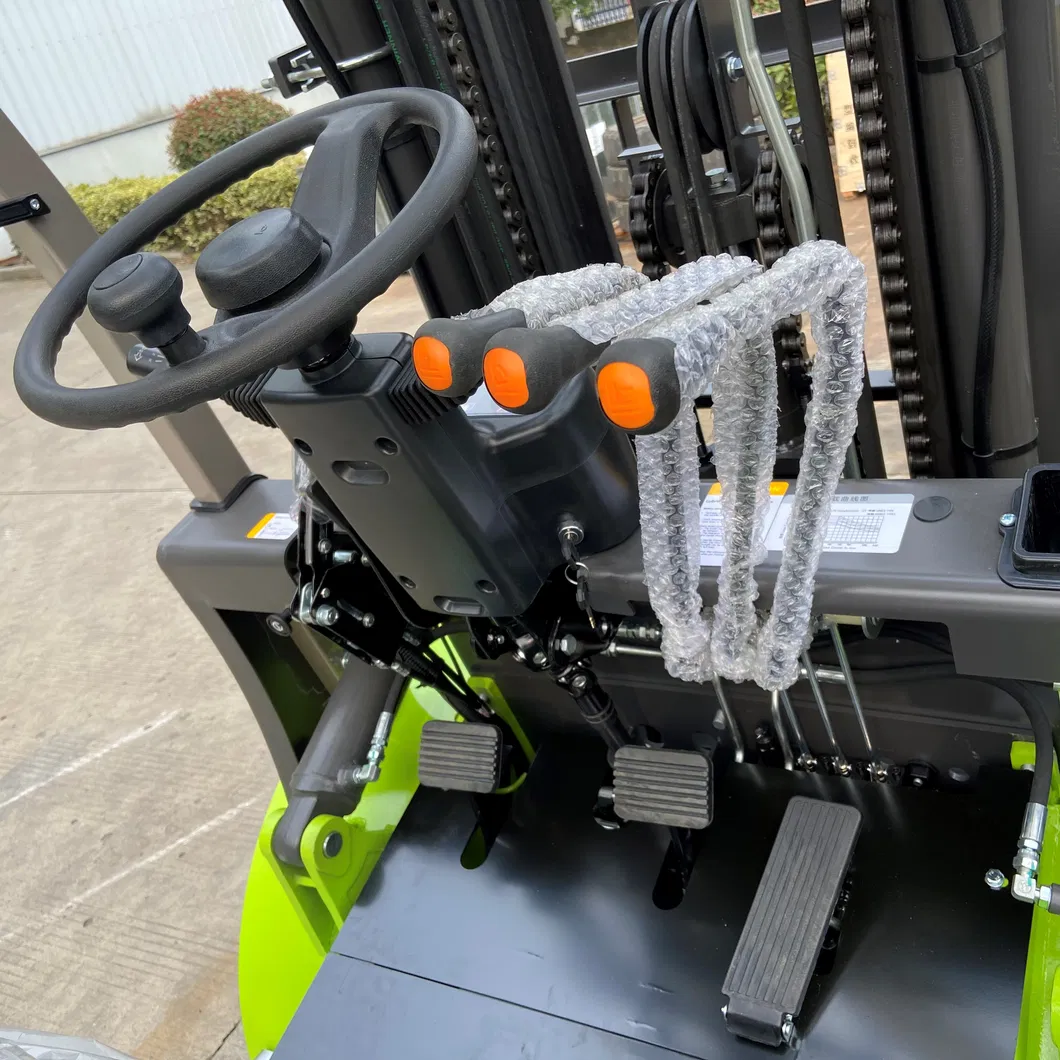 Zoomlion Factory Rubber Tires Diesel Fork Lift 3 Ton with Optional Attachment